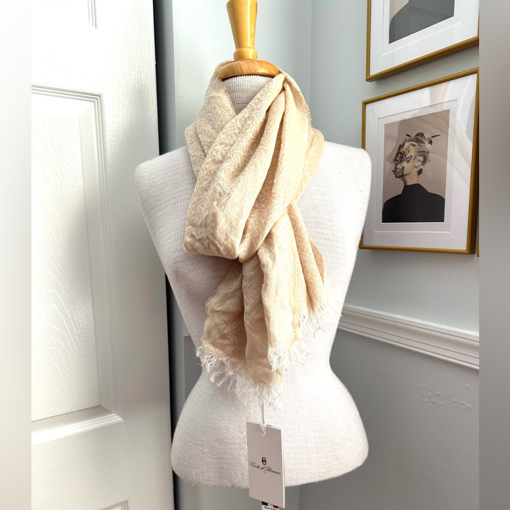 Nwt Conte De Florence Scarf